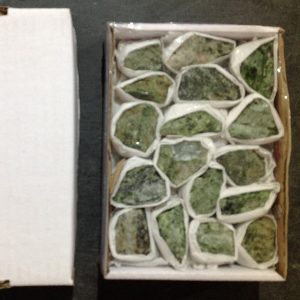 wholesale diopside chunks