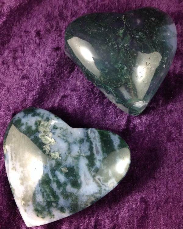 Hearts - by weight Moss Agate Heart