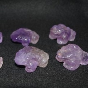 Carvings - by piece Frog Amethyst